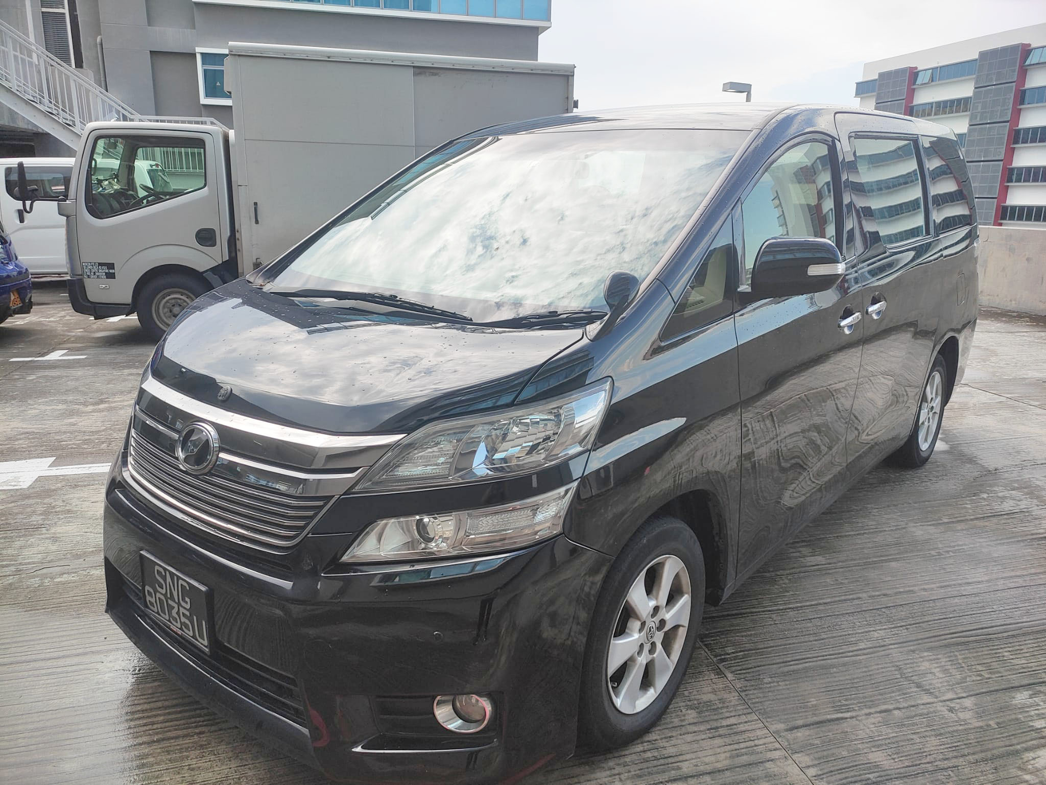 2014 Toyota Vellfire