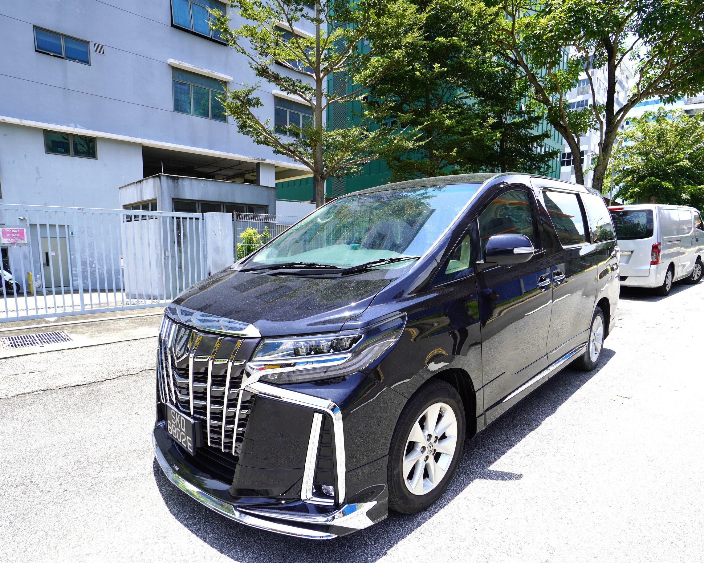 2014 Toyota Alphard