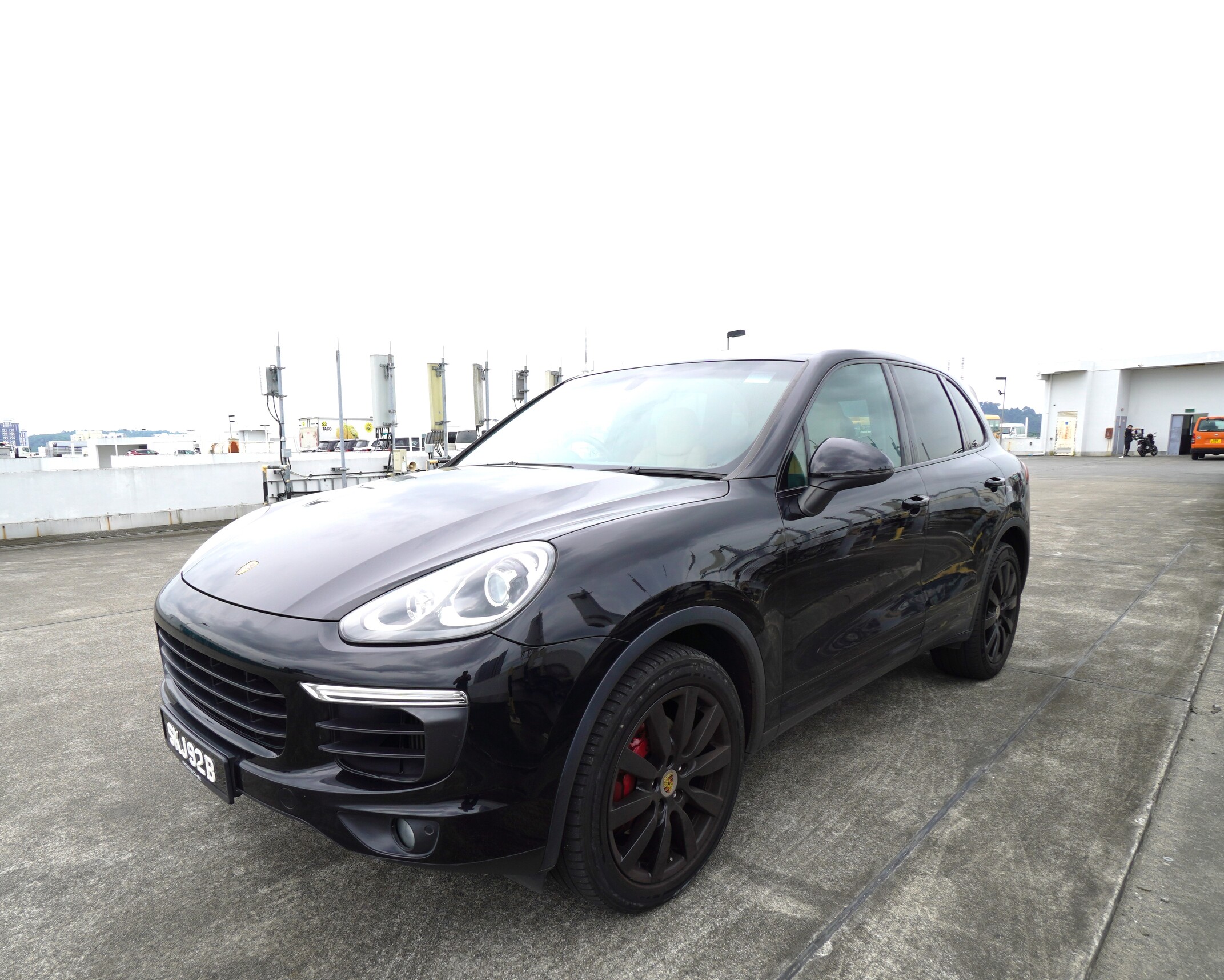 2015 Porsche CAYENNE