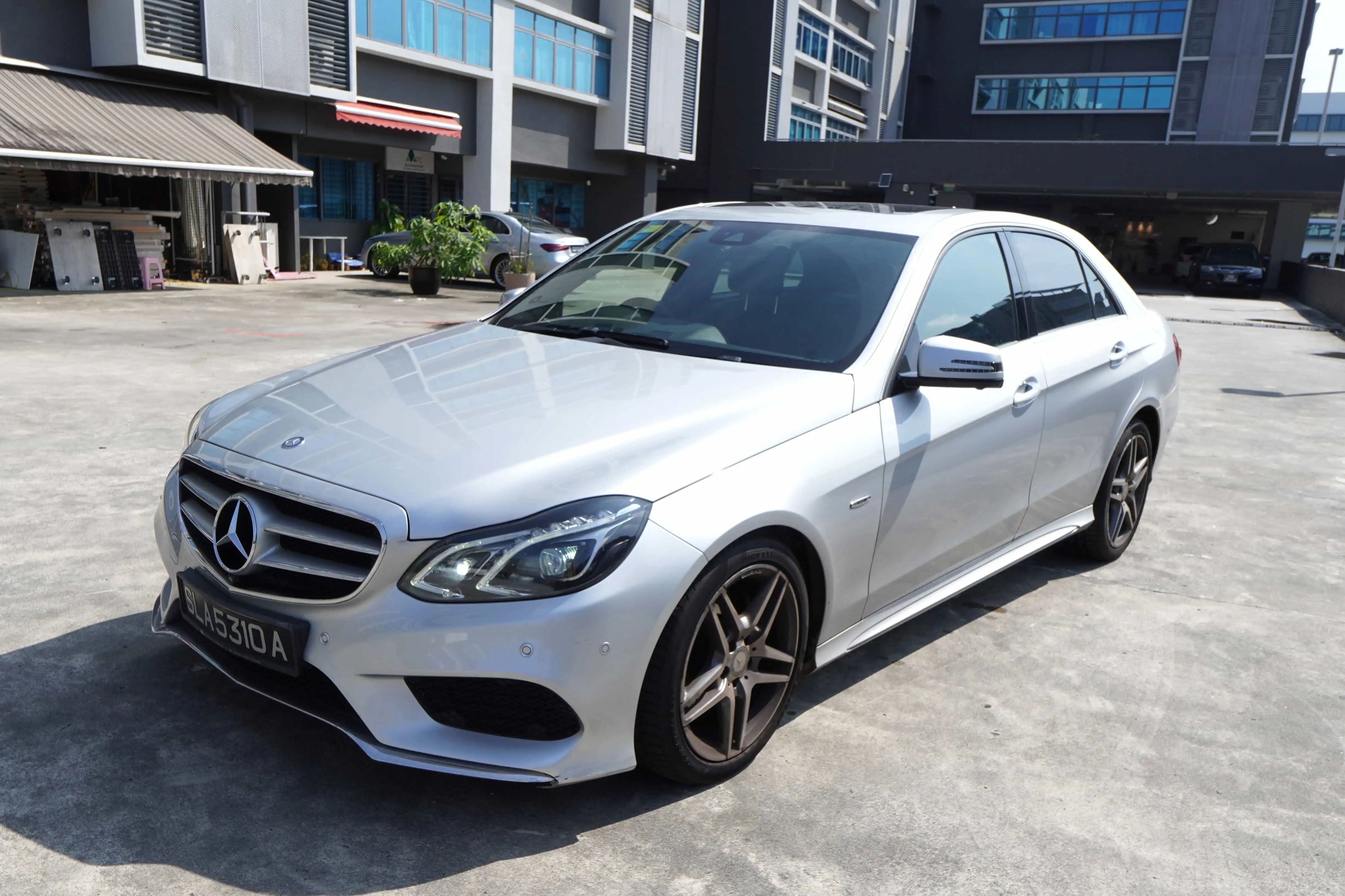 2016 Mercedes Benz E-CLASS
