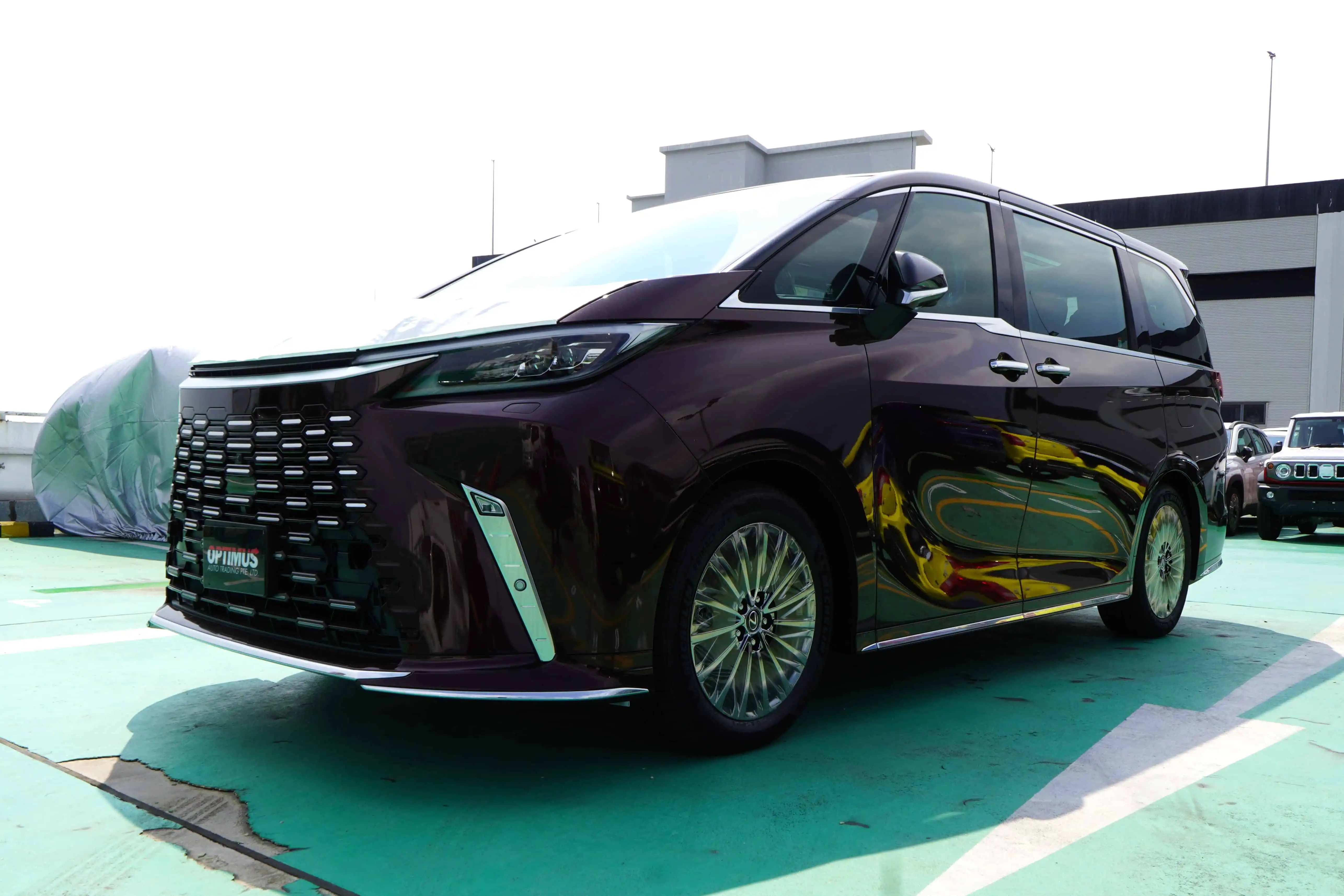 2025 Lexus LM350H
