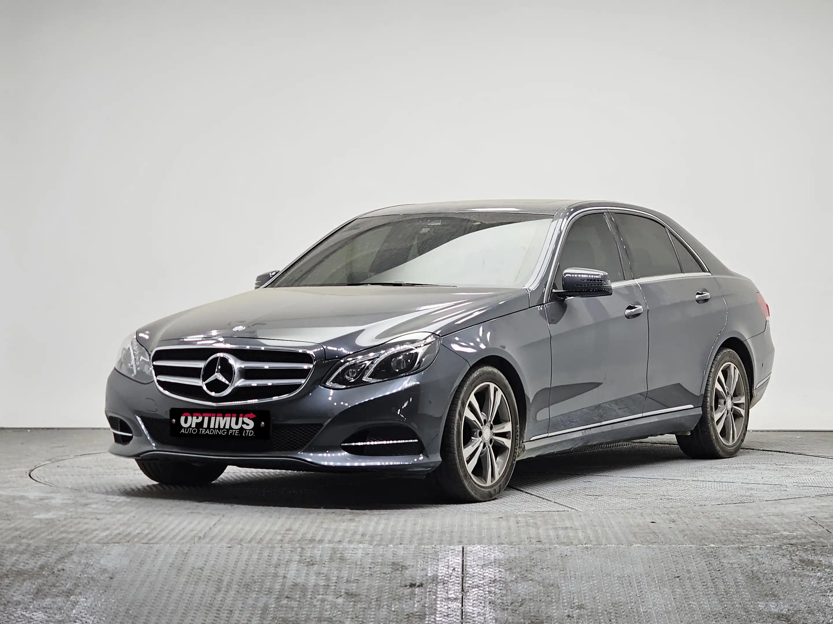 2015 Mercedes Benz E-CLASS