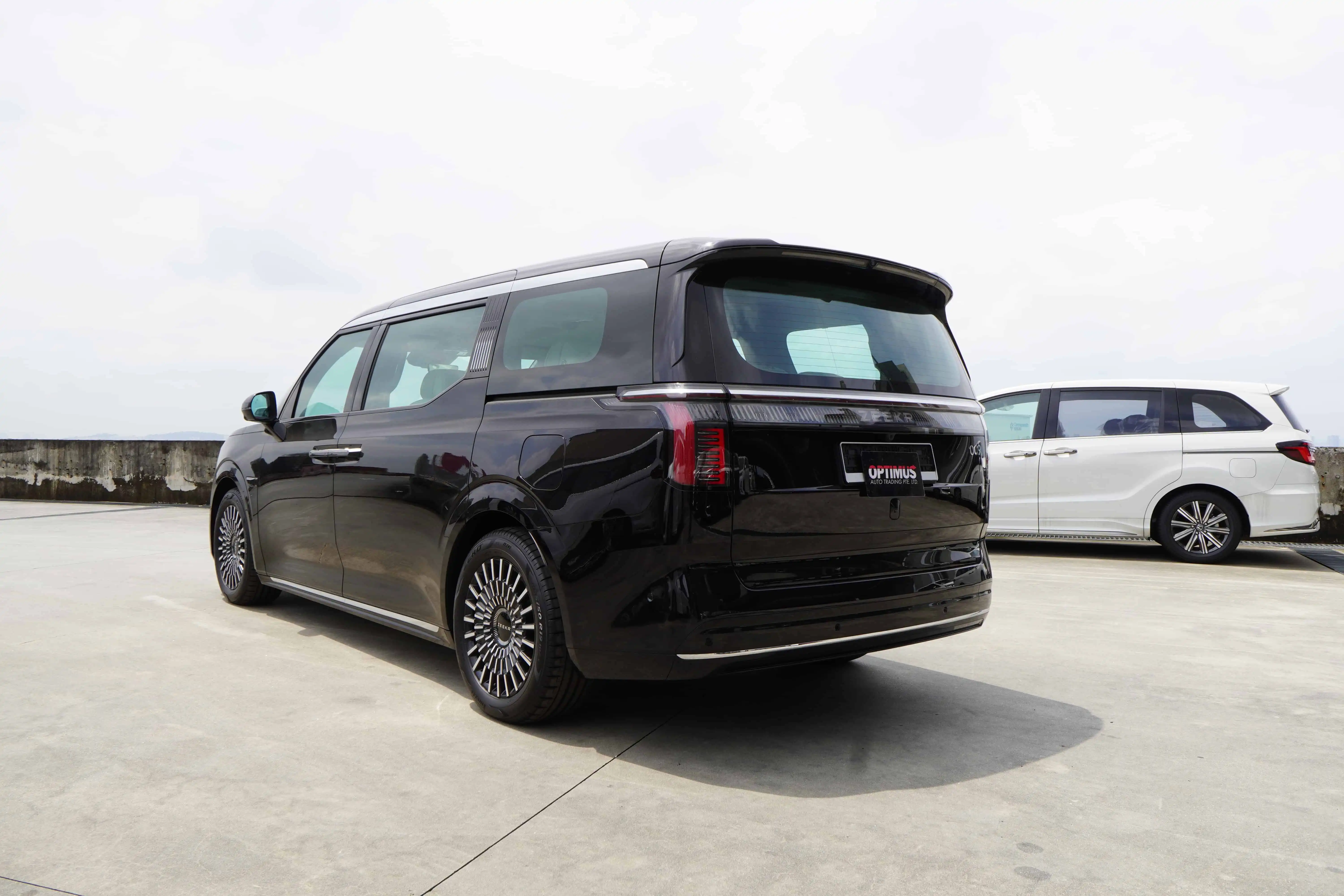 Zambia used car sale 2026 Zeekr 009 2
